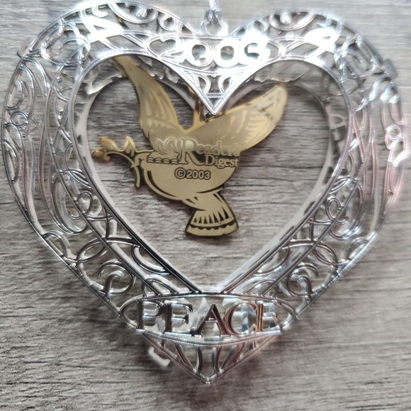 Readers Digest dove & heart Christmas‎ ornament 2003 vtg - Picture 2 of 5